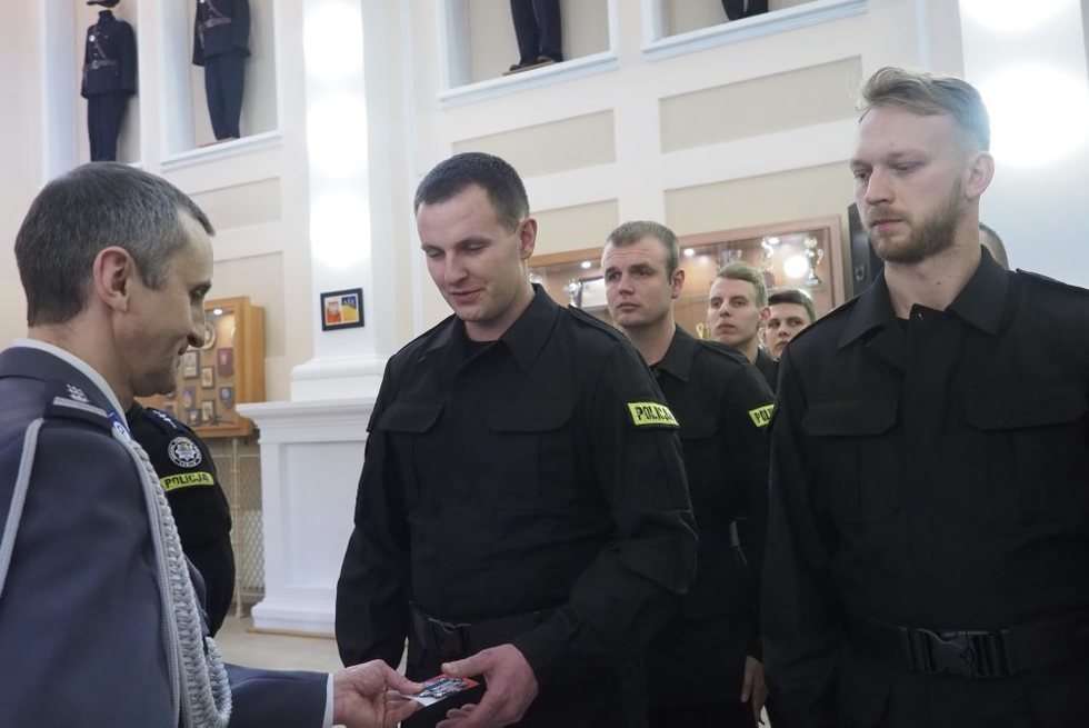  Ślubowanie policjantów (zdjęcie 39) - Autor: Wojciech Nieśpiałowski