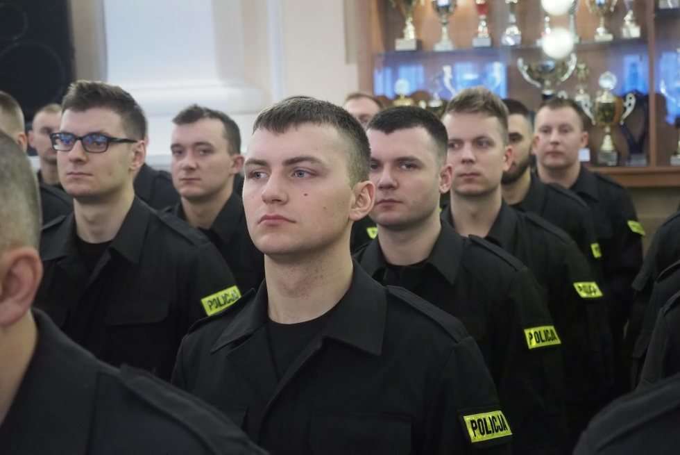  Ślubowanie policjantów (zdjęcie 42) - Autor: Wojciech Nieśpiałowski