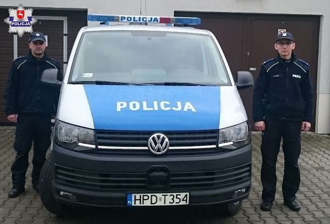 Policjanci uratowali 26-latkę