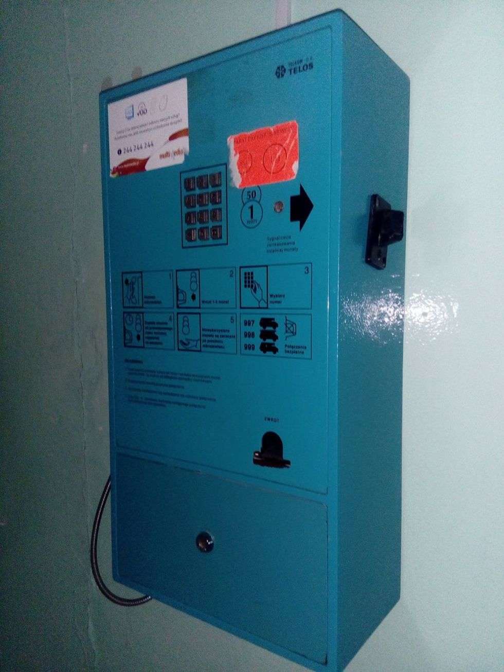  Radzyń Podlaski: Automat na żetony w szpitalu (zdjęcie 1) - Autor: Piotr Nowak