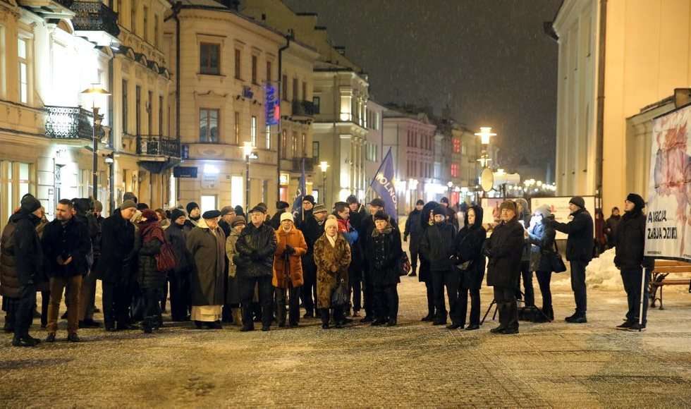  Manifestacja przeciwników liberalizacji prawa antyaborcyjnego (zdjęcie 6) - Autor: Wojciech Nieśpiałowski