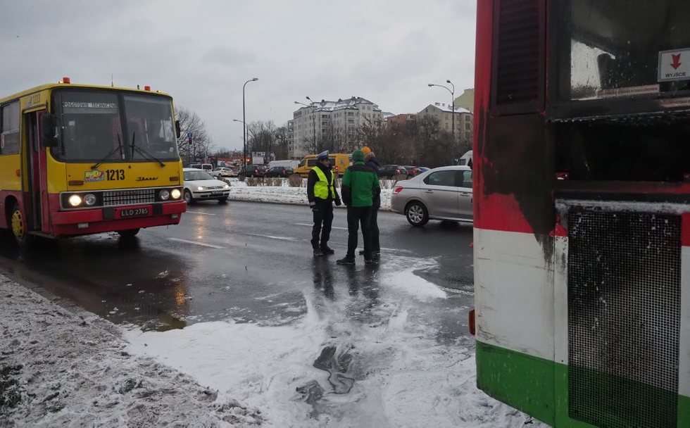  Pożar autobusu na al. Solidarności w Lublinie  - Autor: Wojciech Nieśpiałowski