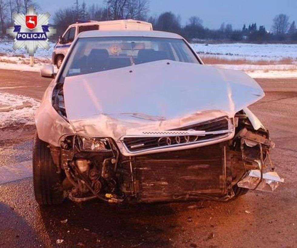  Radzyń Podlaski: Zderzenie BMW i audi (zdjęcie 2) - Autor: Policja