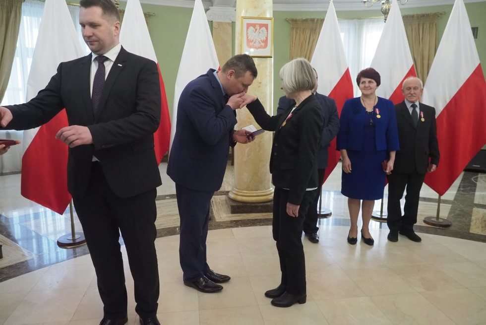  Krzyże Zasługi i Medale za Długoletnią Służbę (zdjęcie 7) - Autor: Wojciech Nieśpiałowski