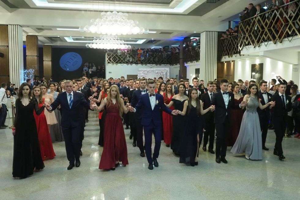  Studniówka 2018: Bal maturzystów IX LO w hotelu Luxor (zdjęcie 9) - Autor: Maciej Kaczanowski