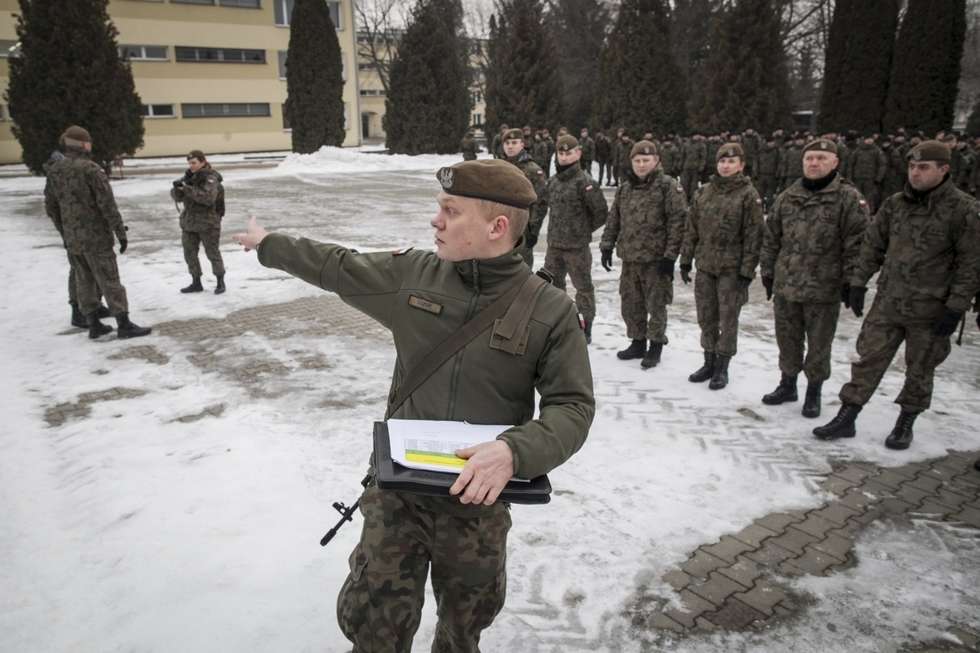  Lubelscy terytorialsi jadą na ćwiczenia do Wędrzyna (zdjęcie 7) - Autor: Jacek Szydłowski