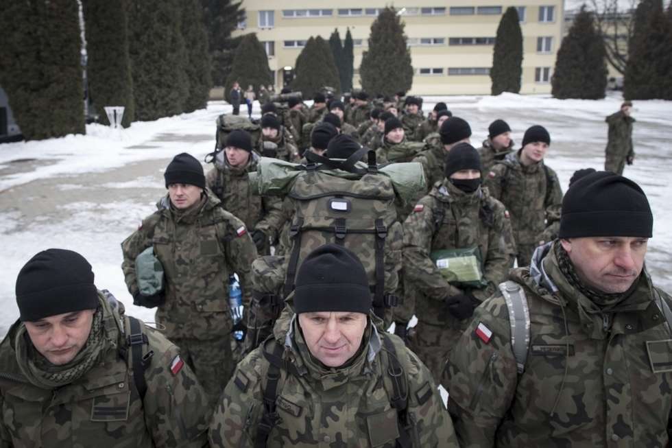  Lubelscy terytorialsi jadą na ćwiczenia do Wędrzyna (zdjęcie 15) - Autor: Jacek Szydłowski
