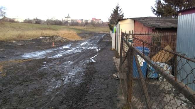 Rozkopana ulica Firlejowska. Zdjęcia Czytelnika