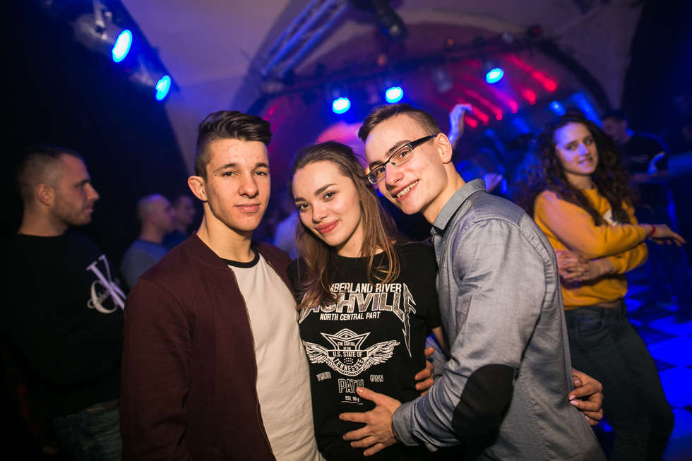  Impreza w klubie Retro w Zamościu (zdjęcie 7) - Autor: Kazimierz Chmiel