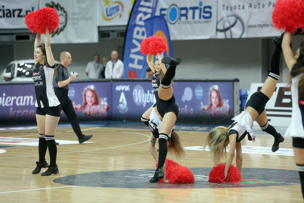  UDS Cheerleaders na meczu TBV Start – Asseco Gdynia (zdjęcie 4) - Autor: Wojciech Nieśpiałowski