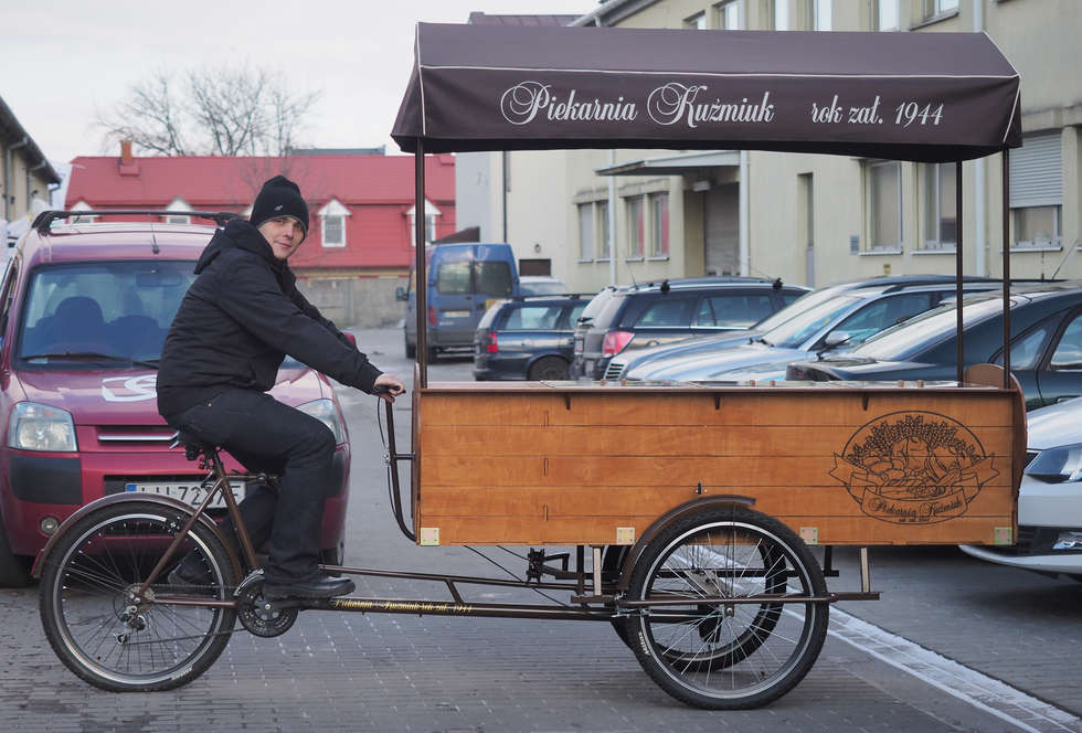  Rower z cebularzami w centrum Lublina (zdjęcie 2) - Autor: Wojciech Nieśpiałowski