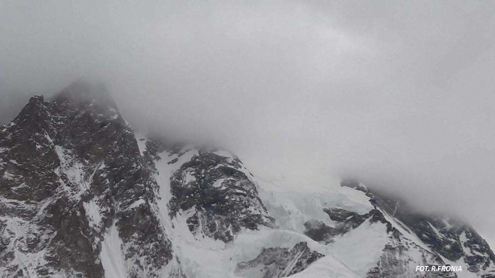 Wyprawa na K2. Ruszyli wyżej  - Autor: R. Fronia/Polski Himalaizm Zimowy 2016-2020 im. Artura Hajzera