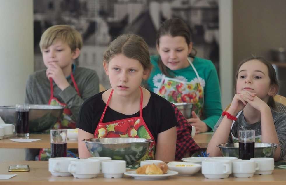  Warsztaty kulinarne dla dzieci w hotelu Victoria (zdjęcie 10) - Autor: Wojciech Nieśpiałowski