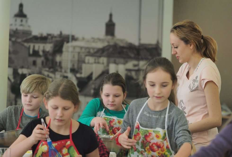  Warsztaty kulinarne dla dzieci w hotelu Victoria (zdjęcie 11) - Autor: Wojciech Nieśpiałowski