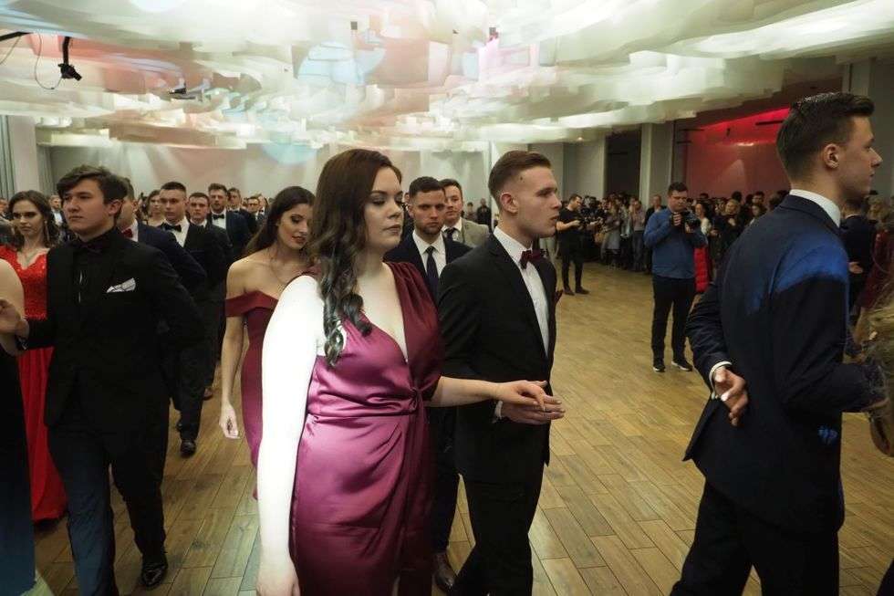  Studniówka 2018: Bal maturzystów III LO w hotelu In Between (zdjęcie 20) - Autor: Maciej Kaczanowski