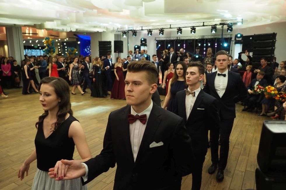  Studniówka 2018: Bal maturzystów III LO w hotelu In Between (zdjęcie 162) - Autor: Maciej Kaczanowski