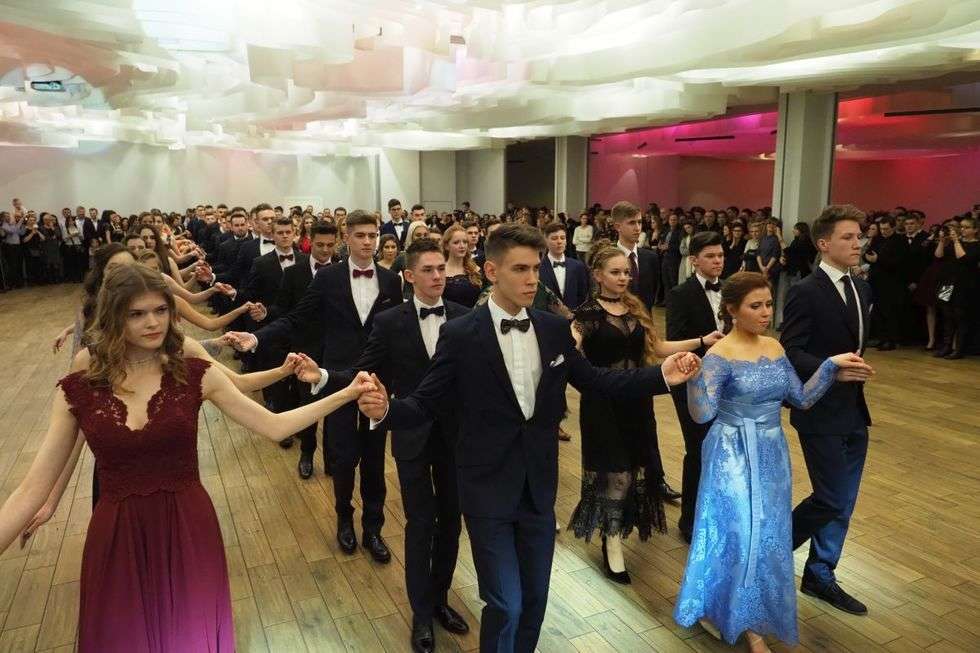  Studniówka 2018: Bal maturzystów III LO w hotelu In Between (zdjęcie 103) - Autor: Maciej Kaczanowski