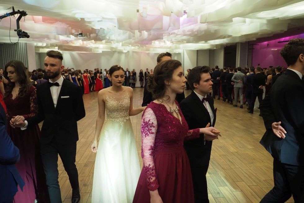 Studniówka 2018: Bal maturzystów III LO w hotelu In Between (zdjęcie 11) - Autor: Maciej Kaczanowski