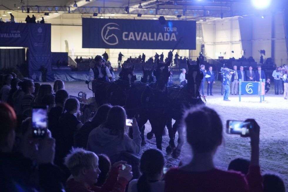  Cavaliada 2018: Halowy Puchar Polski w Powożeniu  Zaprzęgami Czterokonnymi (zdjęcie 2) - Autor: Maciej Kaczanowski