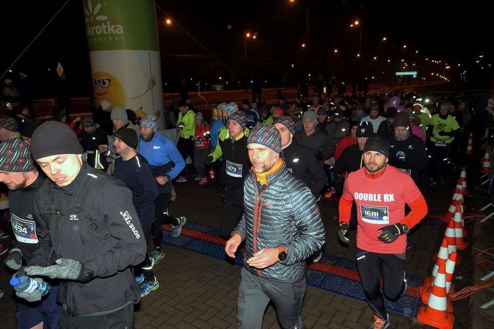  Nocna Trzecia Dycha do Maratonu (zdjęcie 8) - Autor: Maciej Kaczanowski