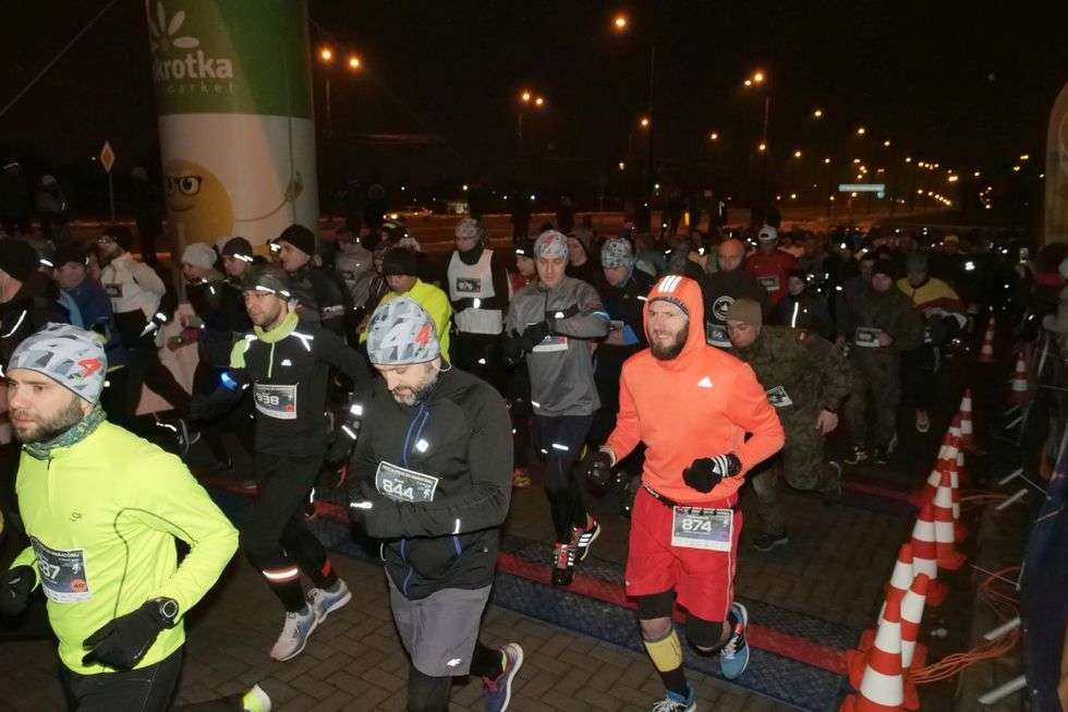  Nocna Trzecia Dycha do Maratonu (zdjęcie 30) - Autor: Maciej Kaczanowski