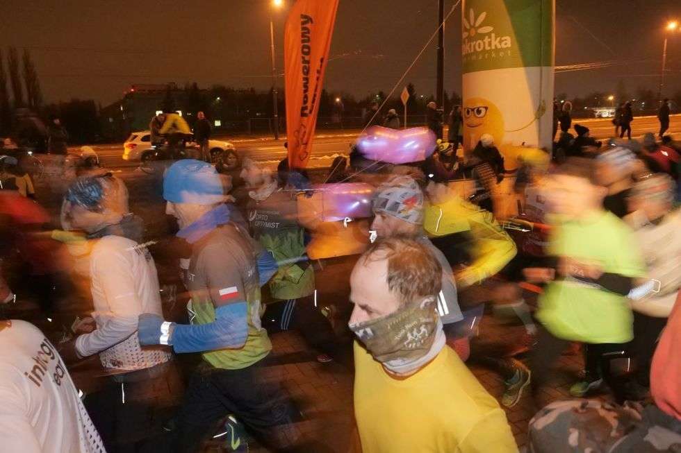  Nocna Trzecia Dycha do Maratonu (zdjęcie 1) - Autor: Maciej Kaczanowski