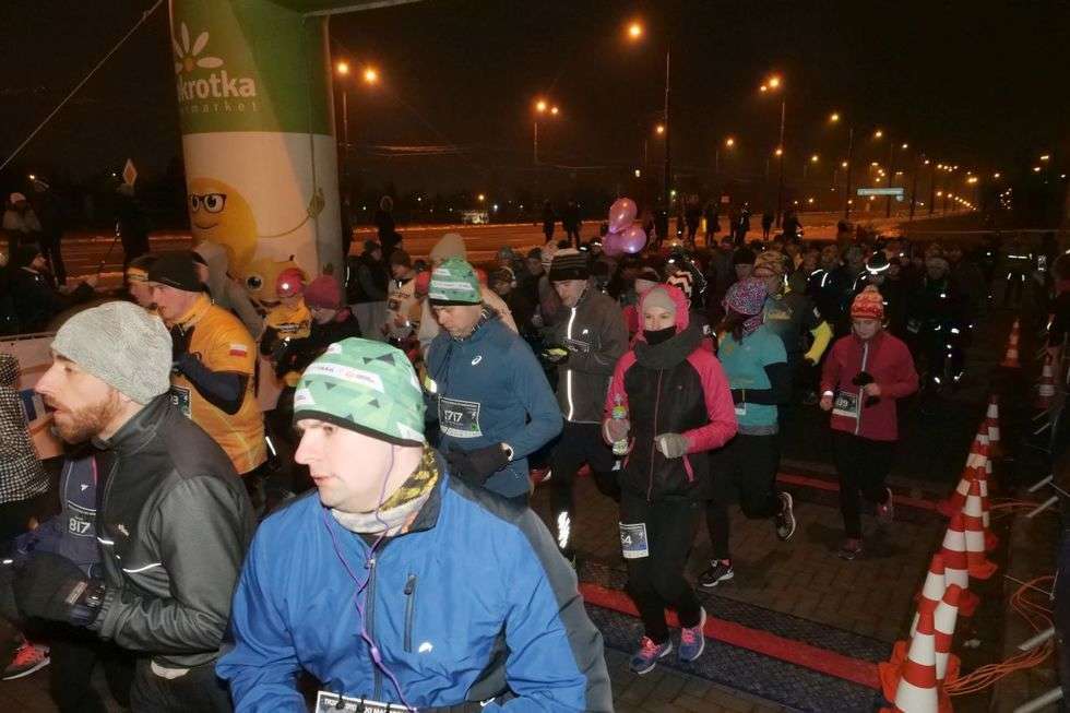  Nocna Trzecia Dycha do Maratonu (zdjęcie 4) - Autor: Maciej Kaczanowski