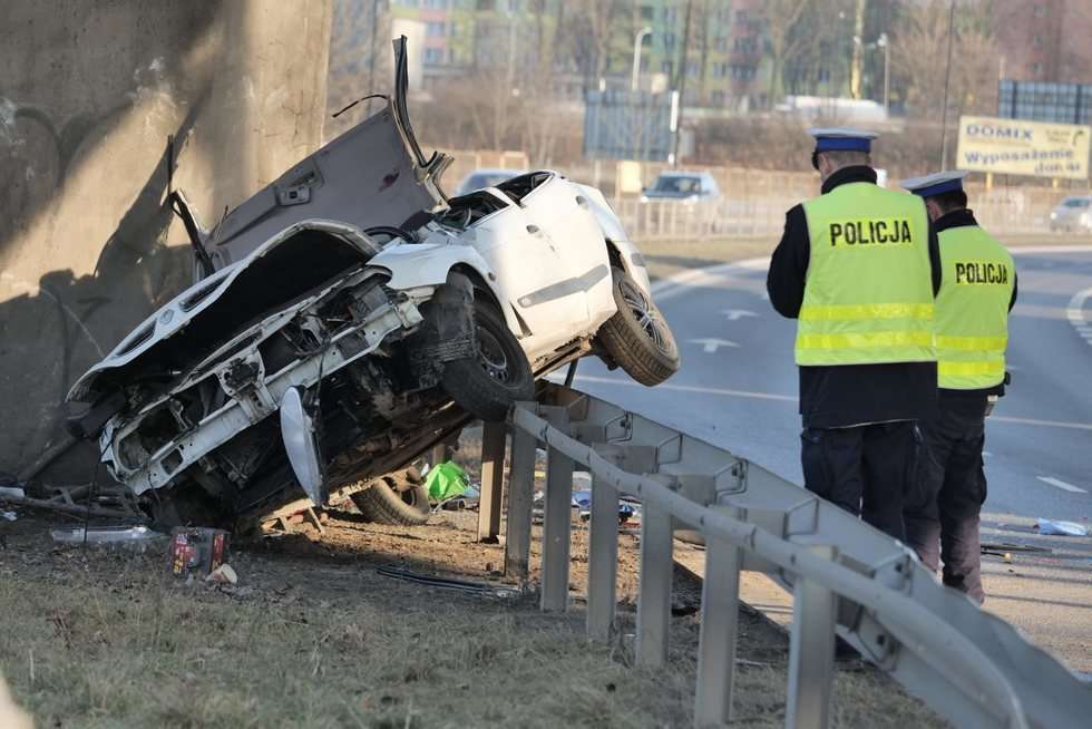  Wypadek na al. Tysiąclecia w Lublinie 19.02.2018 (zdjęcie 14) - Autor: Maciej Kaczanowski