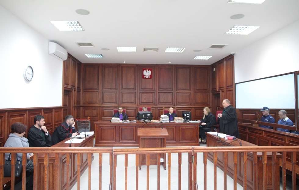  Mateusz K. z Lubartowa przed sądem (zdjęcie 3) - Autor: Jacek Szydłowski