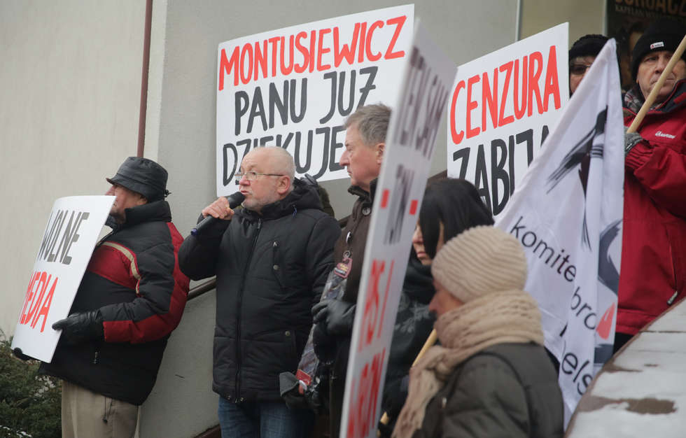  Protest przed siedzibą TVP Lublin (zdjęcie 5) - Autor: Wojciech Nieśpiałowski