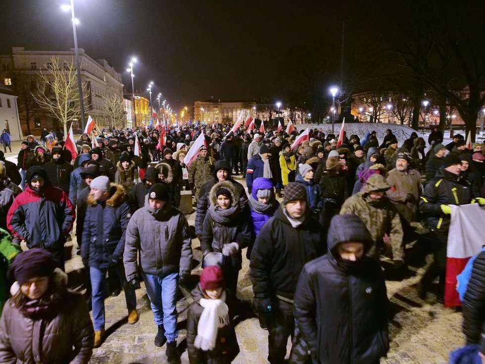  Narodowy Dzień Pamięci Żołnierzy Wyklętych: marsz ONR w Lublinie (zdjęcie 17) - Autor: Maciej Kaczanowski