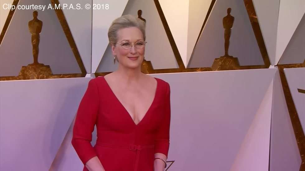  Oscary 2018: Kreacje gwiazd na czerwonym dywanie (zdjęcie 30) - Autor: Associated Press / x-news