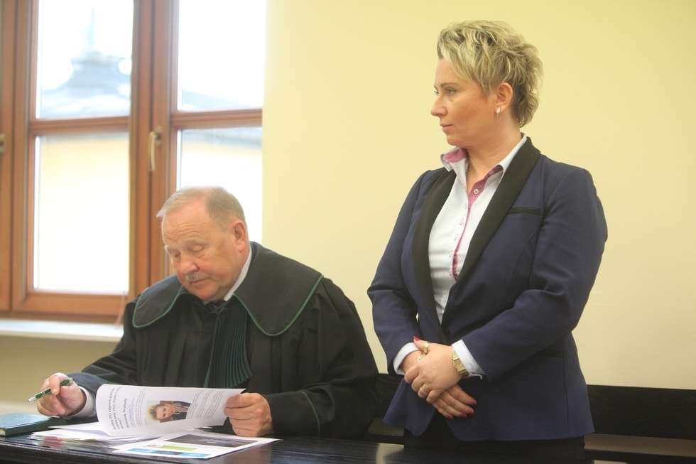  Anna Ryfka przed sądem (zdjęcie 1) - Autor: Jacek Szydłowski