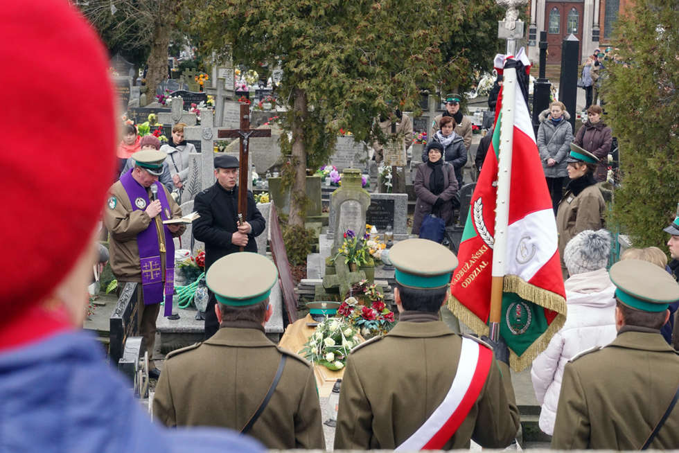  Pogrzeb strażnika granicznego w Chełmie (zdjęcie 7) - Autor: Paweł Klajnert