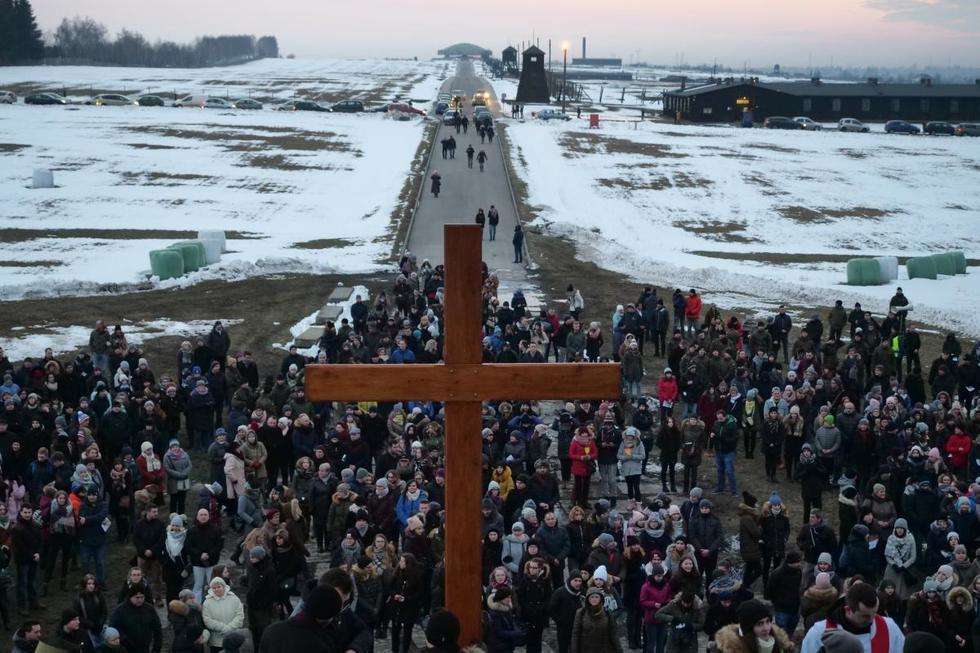 Droga Krzyżowa na Majdanku (zdjęcie 25) - Autor: Maciej Kaczanowski