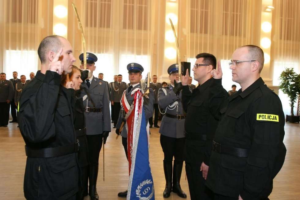  Ślubowanie policjantów w Lublinie (zdjęcie 18) - Autor: Policja