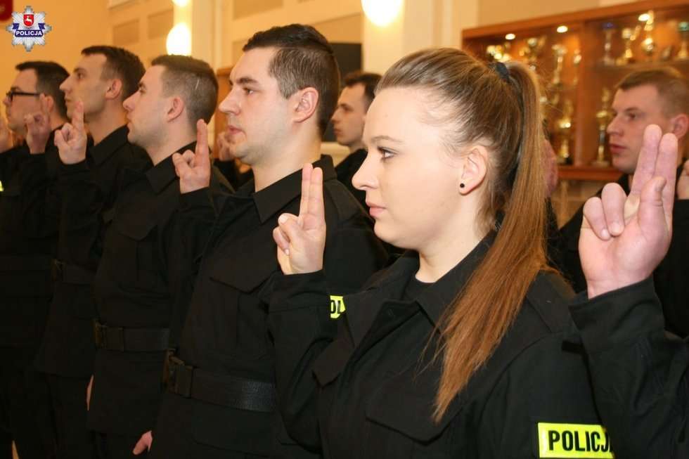  Ślubowanie policjantów w Lublinie (zdjęcie 14) - Autor: Policja