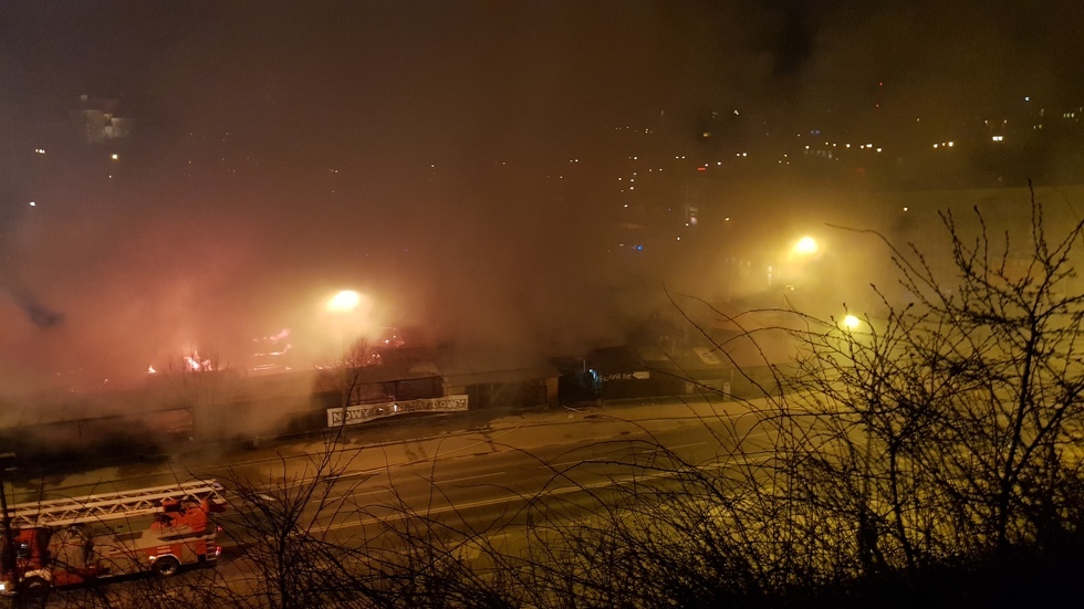  Pożar targu przy ulicy Ruskiej (zdjęcie 14) - Autor: Łukasz Dudkowski