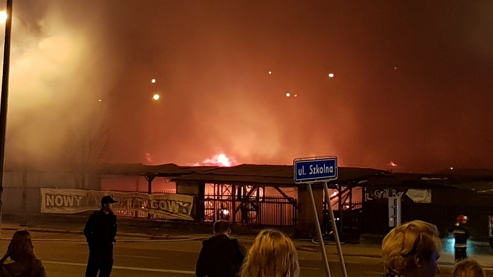  Pożar targu przy ulicy Ruskiej (zdjęcie 16) - Autor: Łukasz Dudkowski