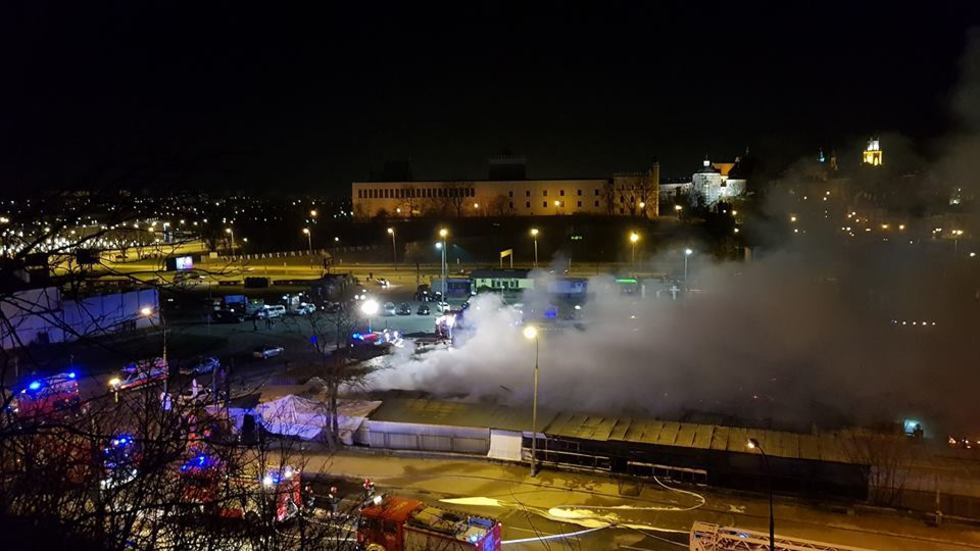  Pożar targu przy ulicy Ruskiej (zdjęcie 9) - Autor: Łukasz Dudkowski