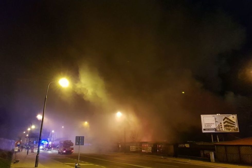  Pożar targu przy ulicy Ruskiej (zdjęcie 5) - Autor: Łukasz Dudkowski