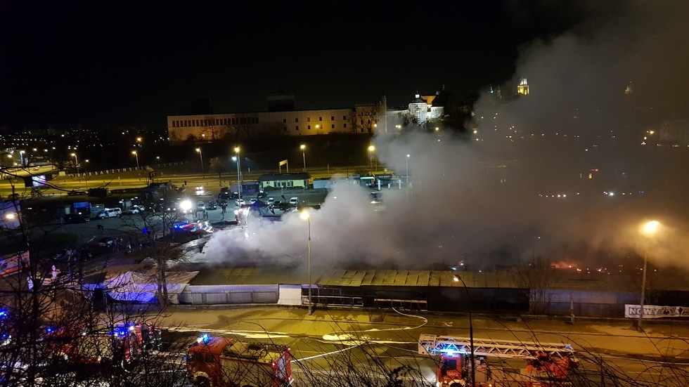  Pożar targu przy ulicy Ruskiej (zdjęcie 19) - Autor: Łukasz Dudkowski