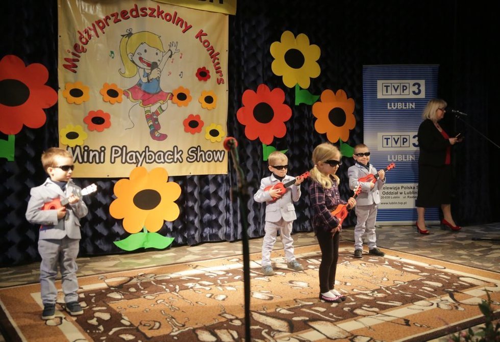  Mini Playback Show dla przedszkolaków (zdjęcie 11) - Autor: Wojciech Nieśpiałowski