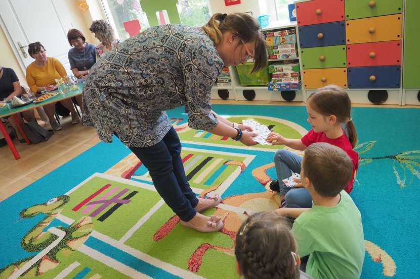  Mini Olimpiada z języka angielskiego w Przedszkolu nr 5 w Lublinie (zdjęcie 1) - Autor: Wojciech Nieśpiałowski