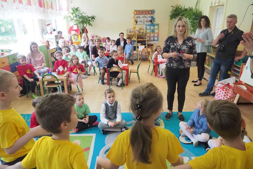  Mini Olimpiada z języka angielskiego w Przedszkolu nr 5 w Lublinie (zdjęcie 1) - Autor: Wojciech Nieśpiałowski