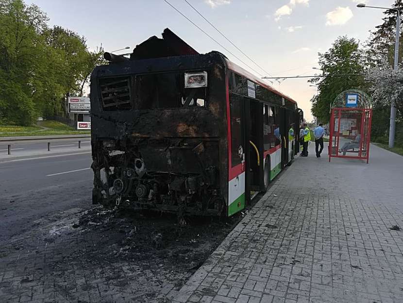  Pożar autobusu w Lublinie (zdjęcie 1) - Autor: Tomasz Maciuszczak