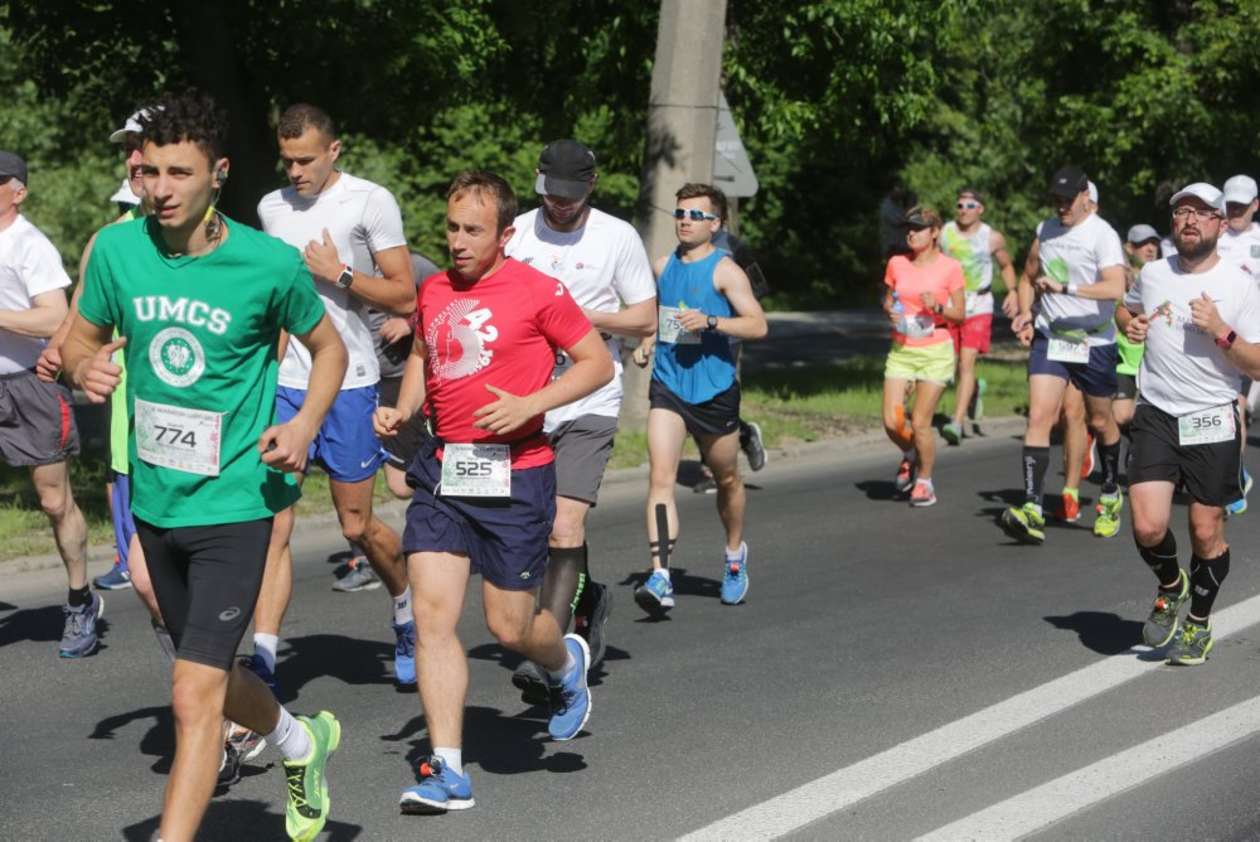  6. Maraton Lubelski i 3. Bieg Koziołka w Lublinie (zdjęcie 39) - Autor: Wojciech Nieśpiałowski