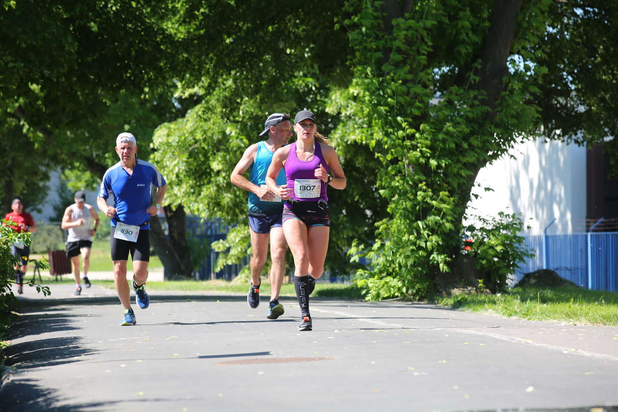  6. Maraton Lubelski i 3. Bieg Koziołka w Lublinie (zdjęcie 96) - Autor: Wojciech Nieśpiałowski