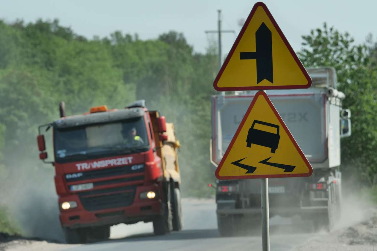  Droga powiatowa za nową sortownią śmieci w Rokitnie (zdjęcie 6) - Autor: Maciej Kaczanowski