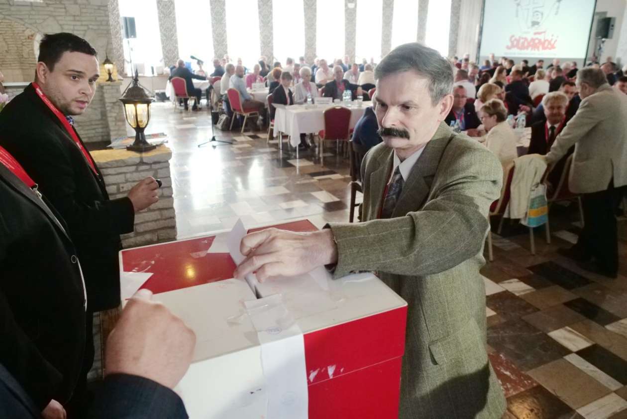  XXXI Walne zebranie delegatów NSZZ Solidarność naszego regionu (zdjęcie 11) - Autor: Maciej Kaczanowski